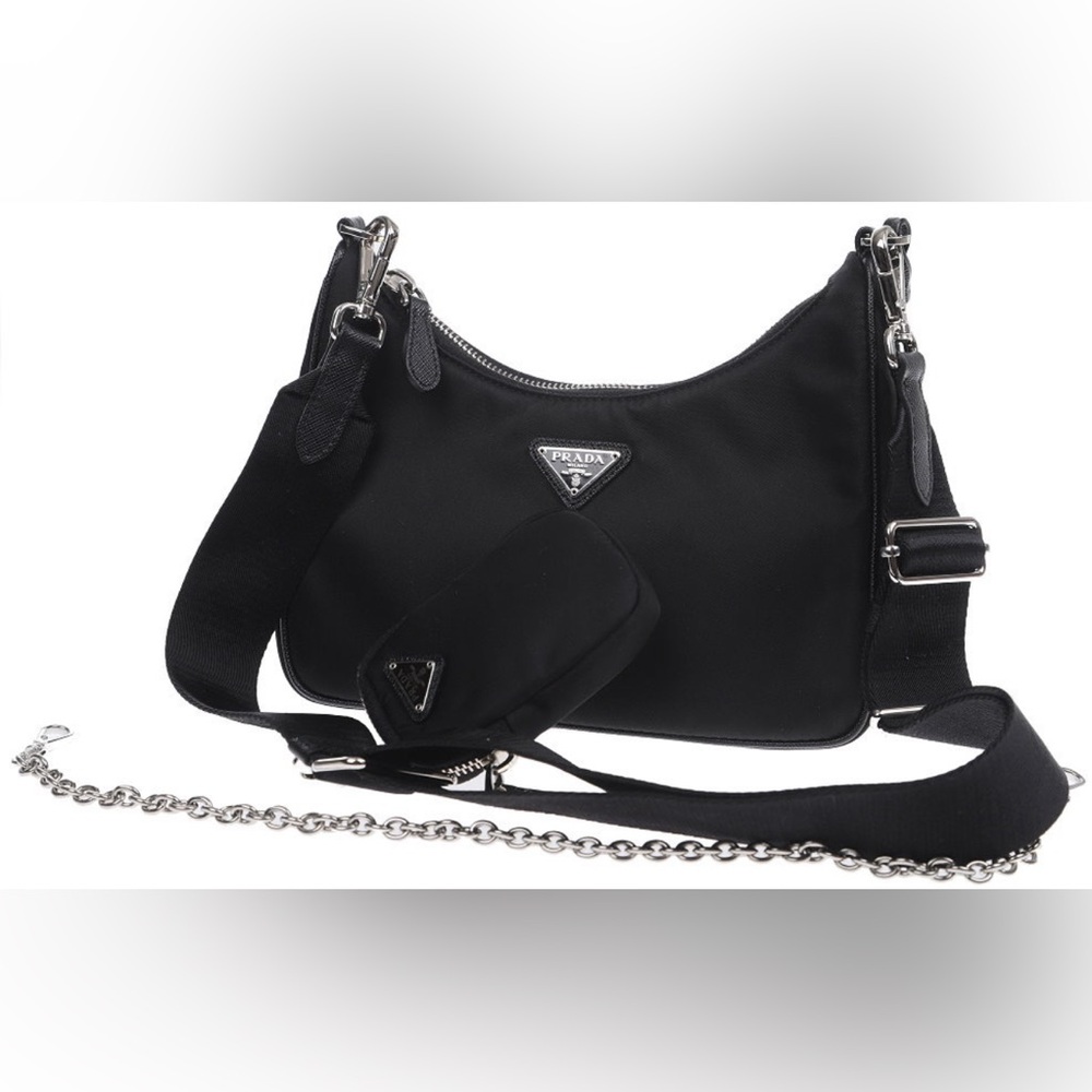 Prada re-edition 2005 black saffiano leather nylon shoulder bag with pouch